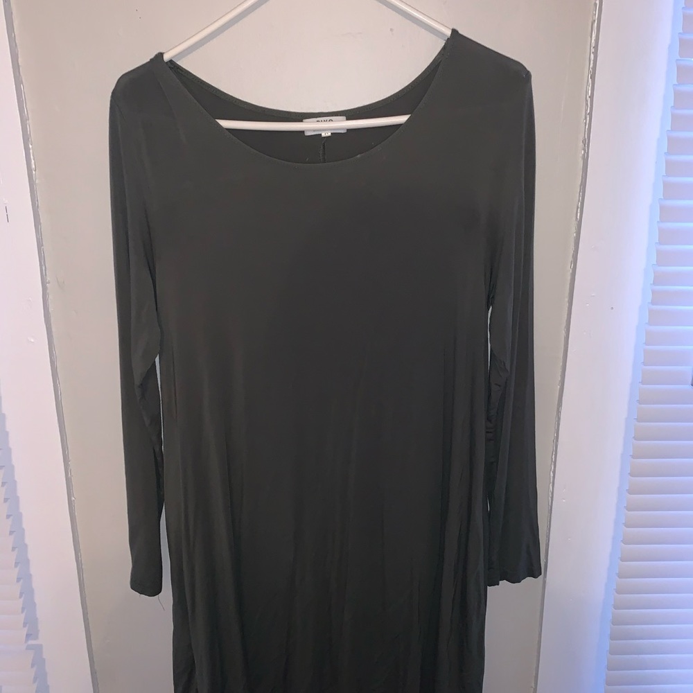 Long sleeve dress